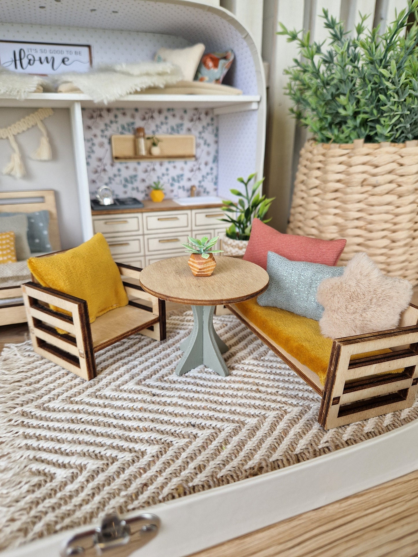 Bluebird Cottage – Großes Koffer-Puppenhaus