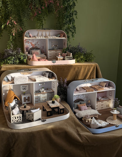 Die Übernachtungssuite – Großes Koffer-Puppenhaus