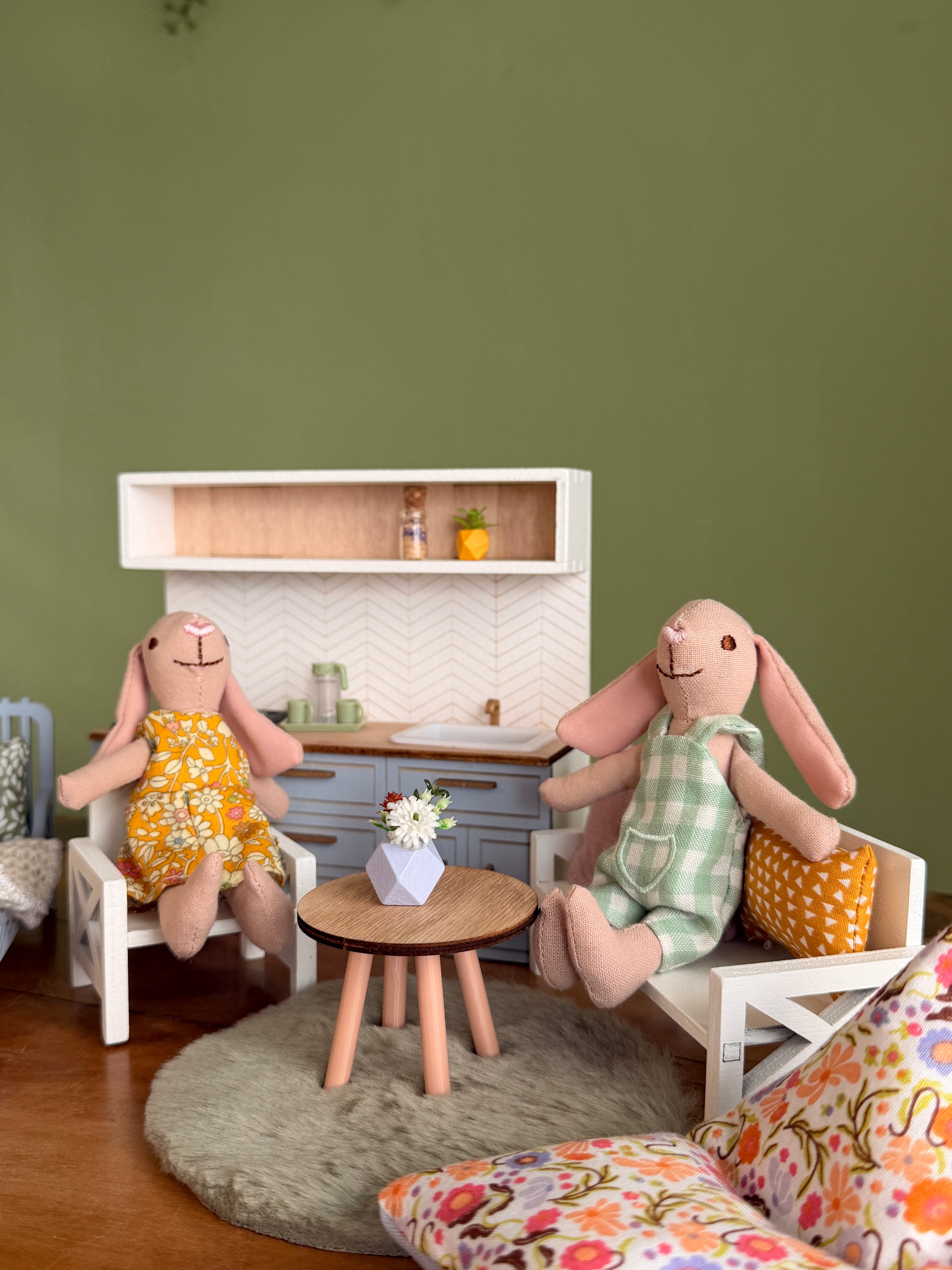 Pastell Frühlingsmöbel-Set – 1:12 Puppenhaus