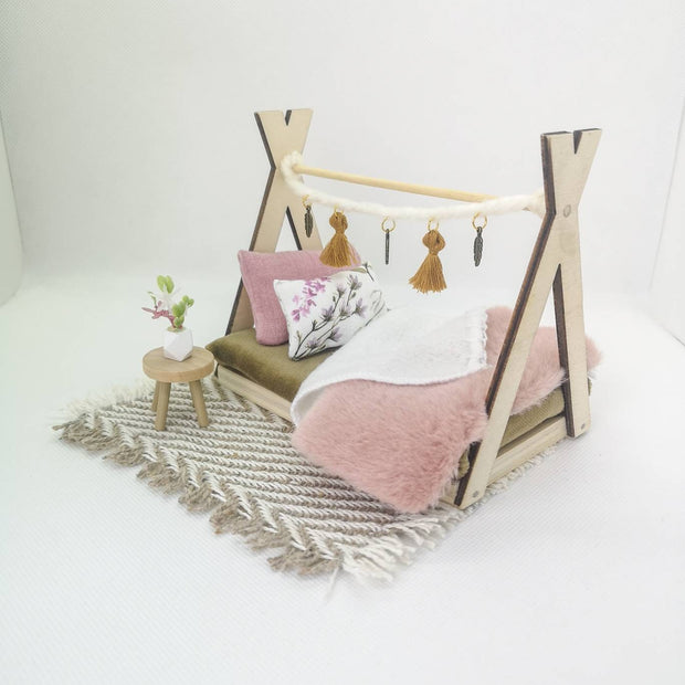 Dolhouse Miniaturmöbel im Maßstab 1:12 / Blush / Kinderzimmer / Bett / Maileg Maus / Holzmöbel