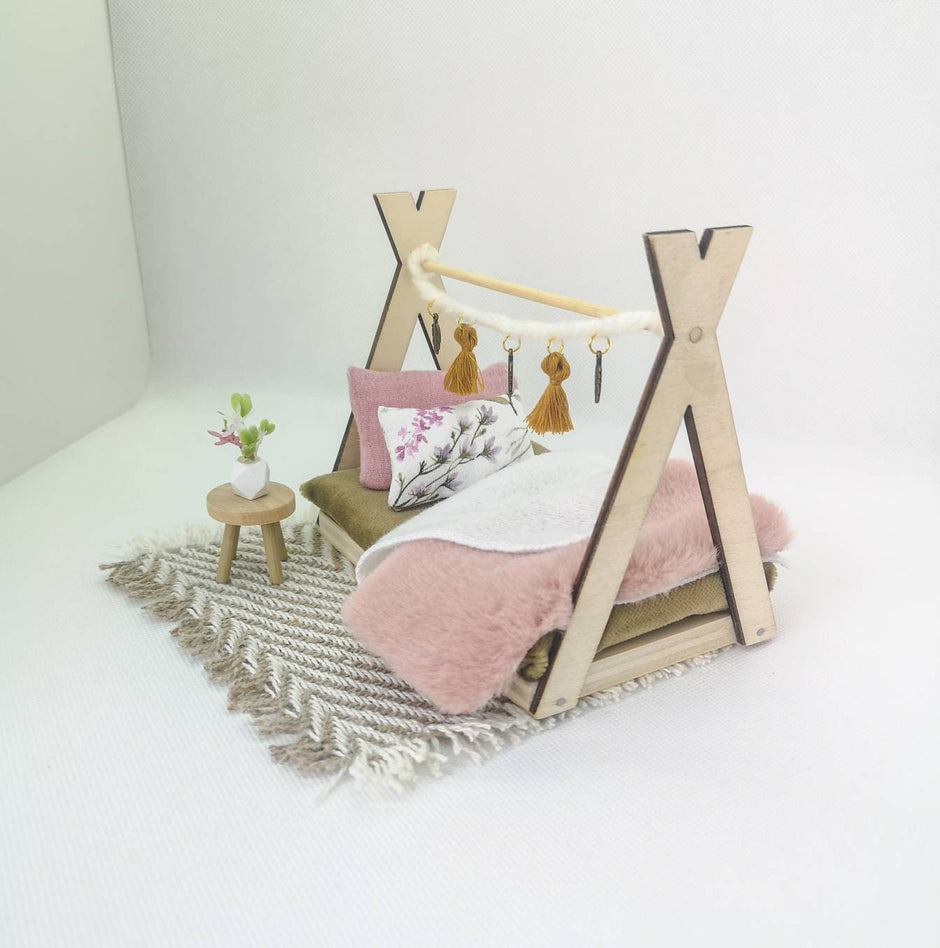 Dolhouse Miniaturmöbel im Maßstab 1:12 / Blush / Kinderzimmer / Bett / Maileg Maus / Holzmöbel