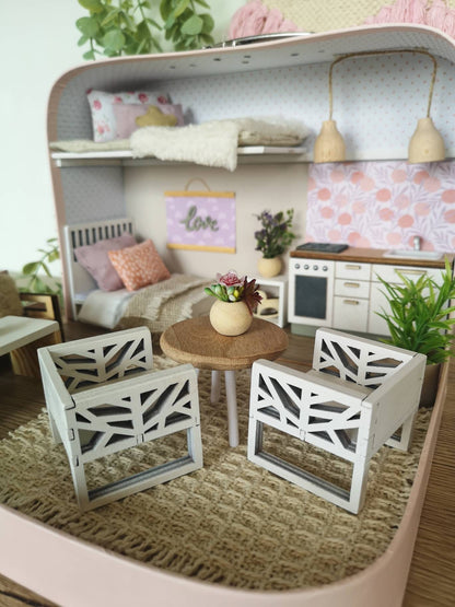 Blush Haven – Puppenhaus im mittleren Kofferformat