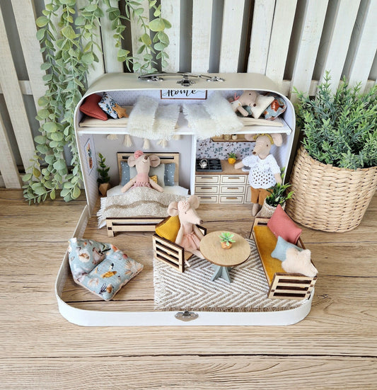 Bluebird Cottage – Großes Koffer-Puppenhaus