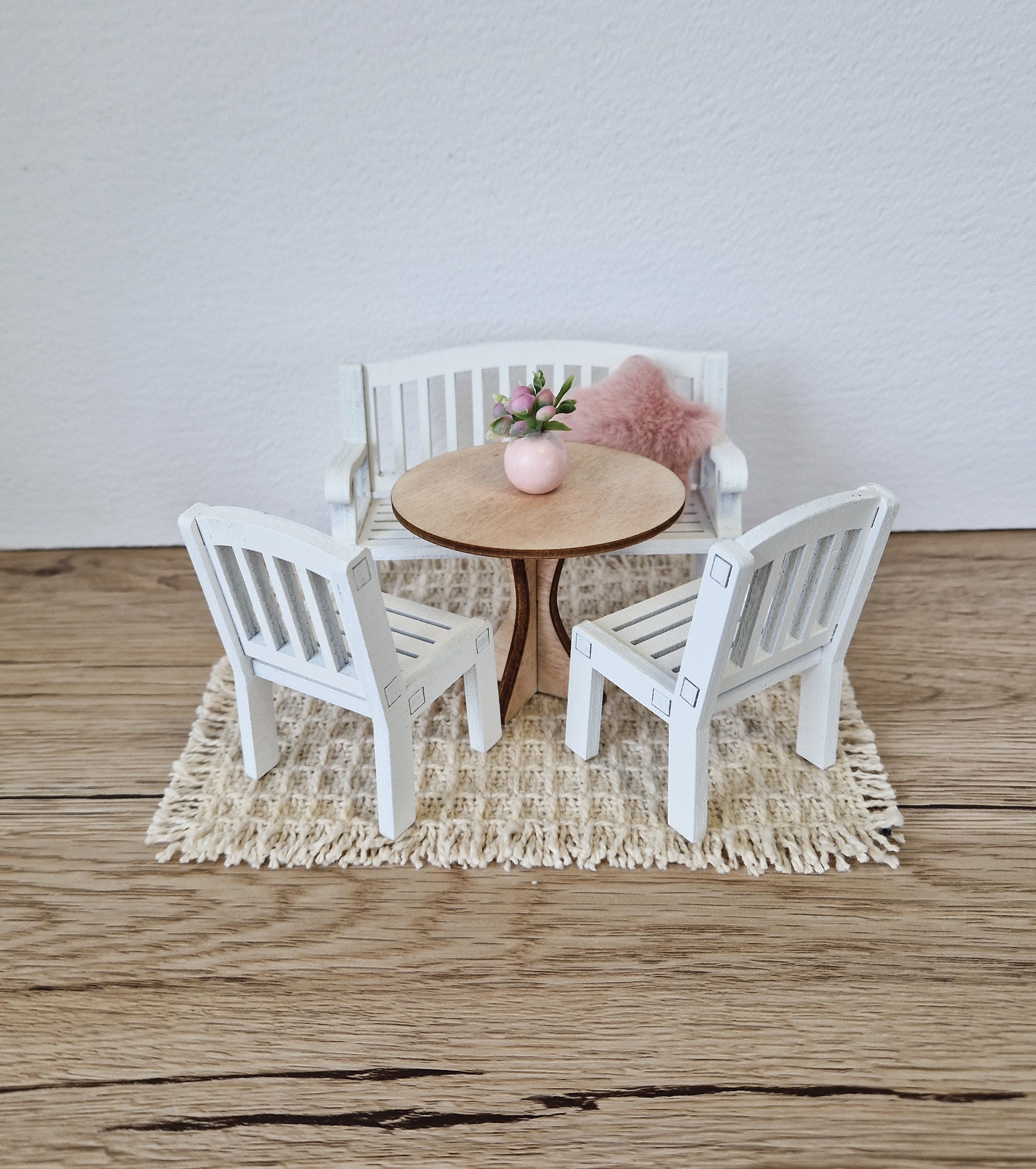 Miniatur-Essgruppe im Maßstab 1:12, Elfenbeinblüte, moderne Miniatur-Puppenhausmöbel (perfekt für Ikea-Puppenhäuser)