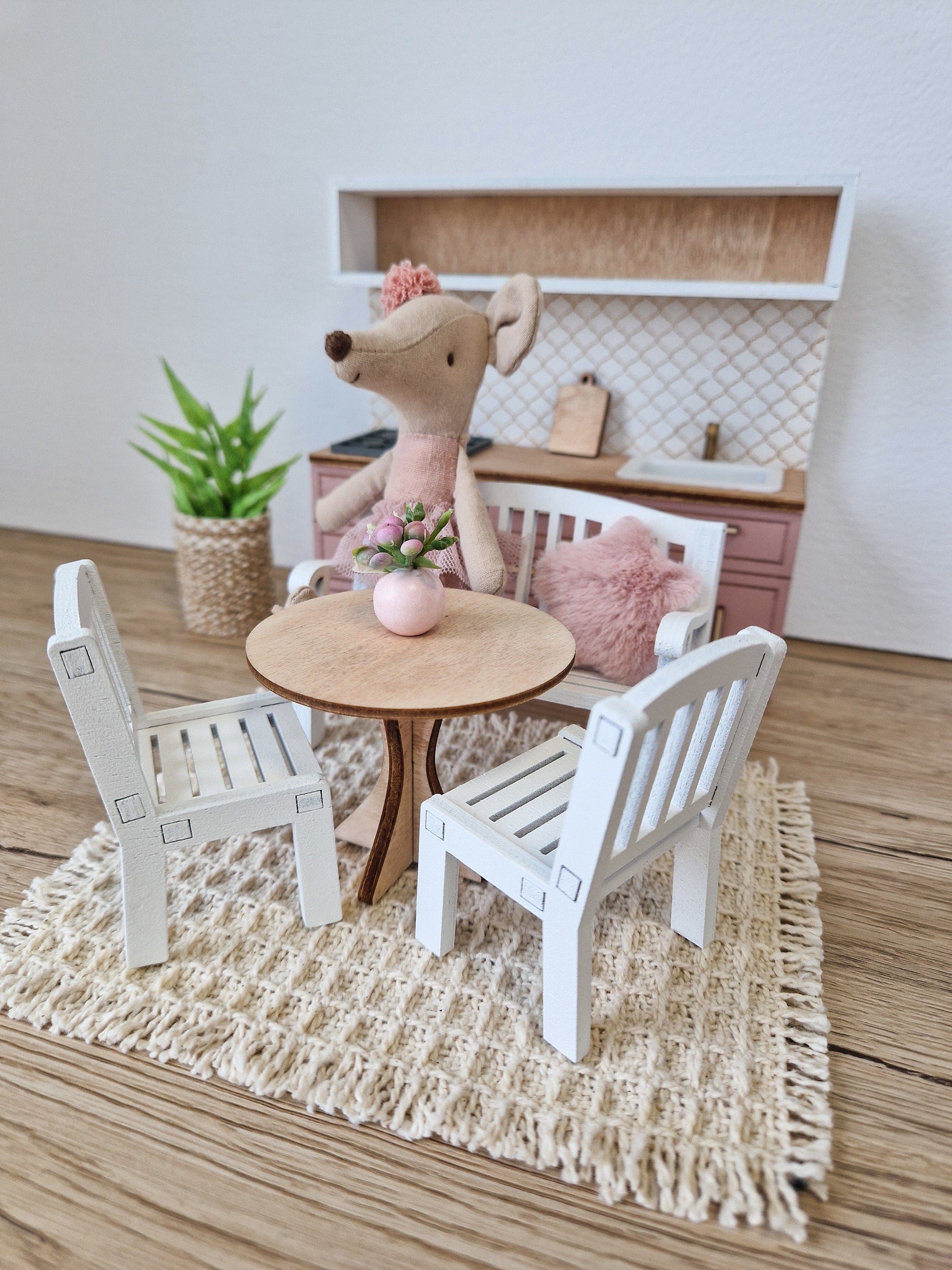 Miniatur-Essgruppe im Maßstab 1:12, Elfenbeinblüte, moderne Miniatur-Puppenhausmöbel (perfekt für Ikea-Puppenhäuser)