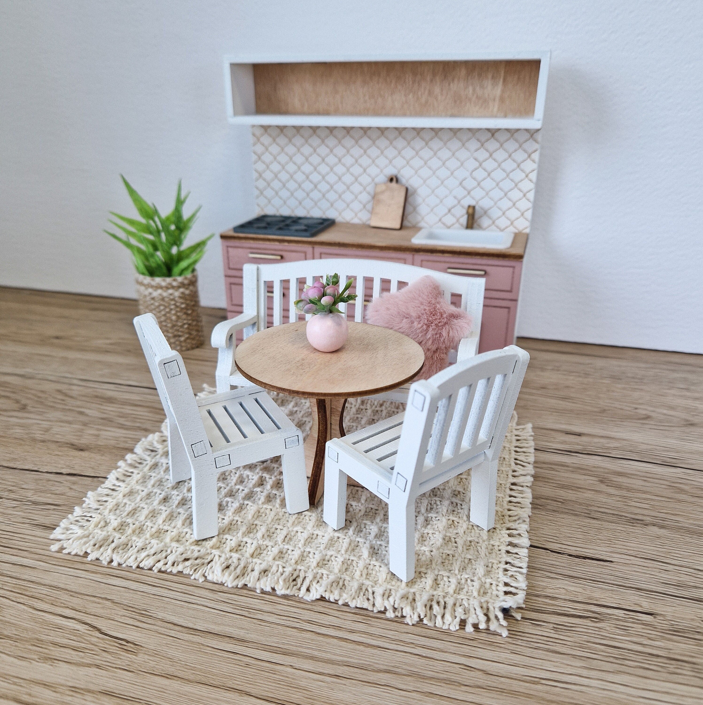 Miniatur-Essgruppe im Maßstab 1:12, Elfenbeinblüte, moderne Miniatur-Puppenhausmöbel (perfekt für Ikea-Puppenhäuser)