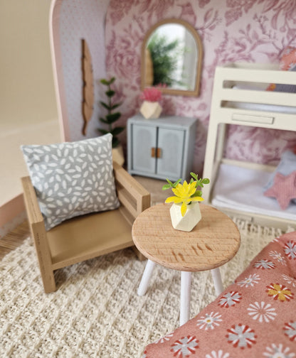 Blumenrosennest – Puppenhaus im kleinen Koffer