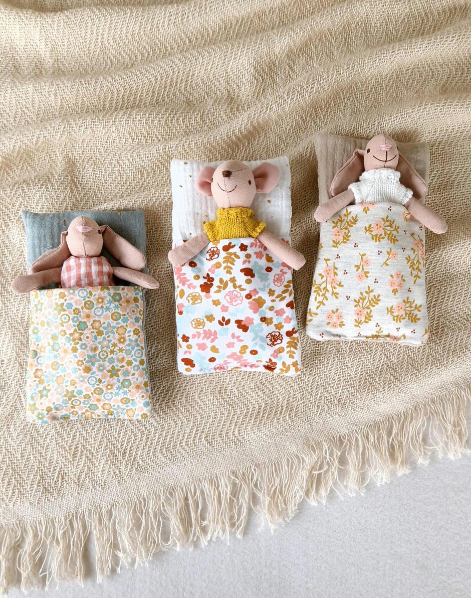 Soft Fabric Sleeping Bag, 1:12 Scale