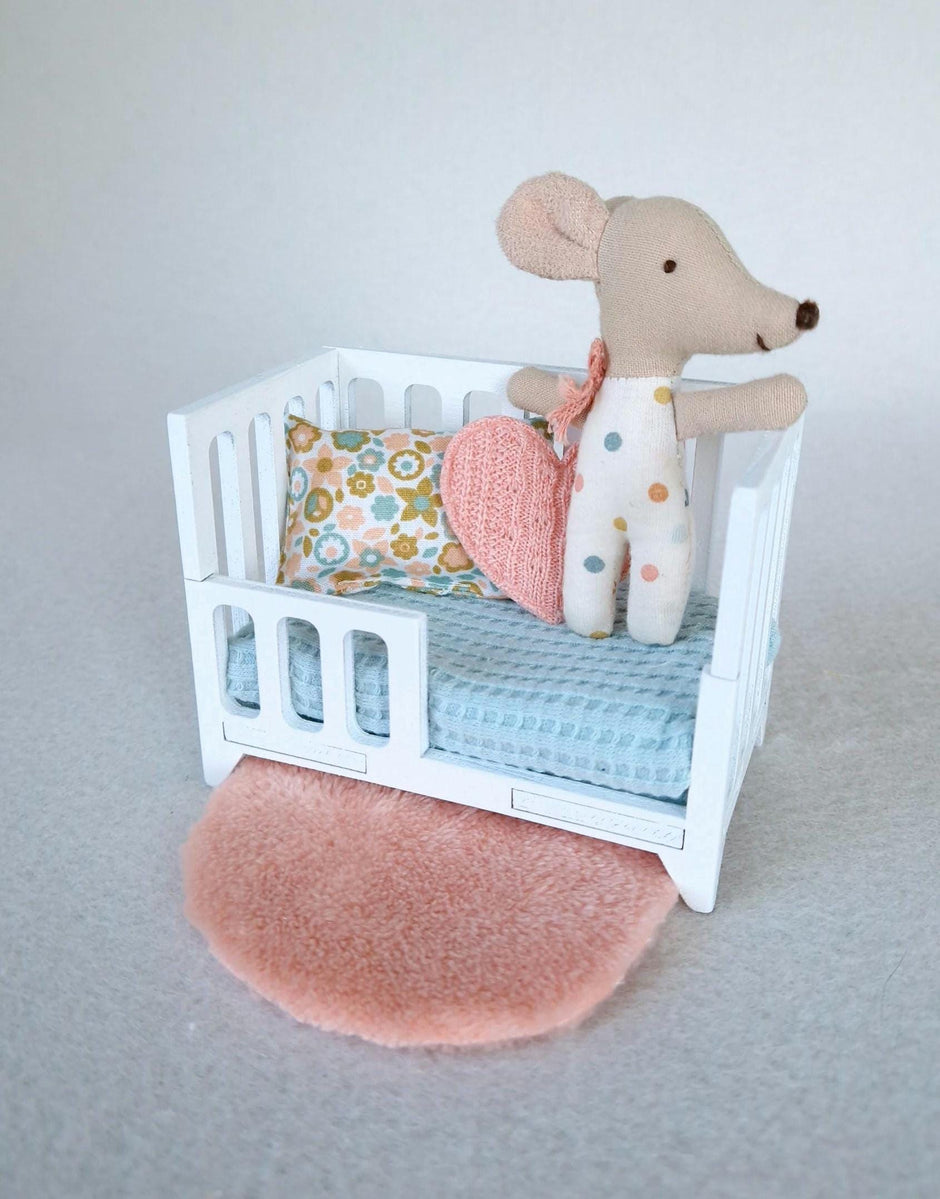Miniature Baby Crib Set – White, handmade 1:12 miniature – photo 6