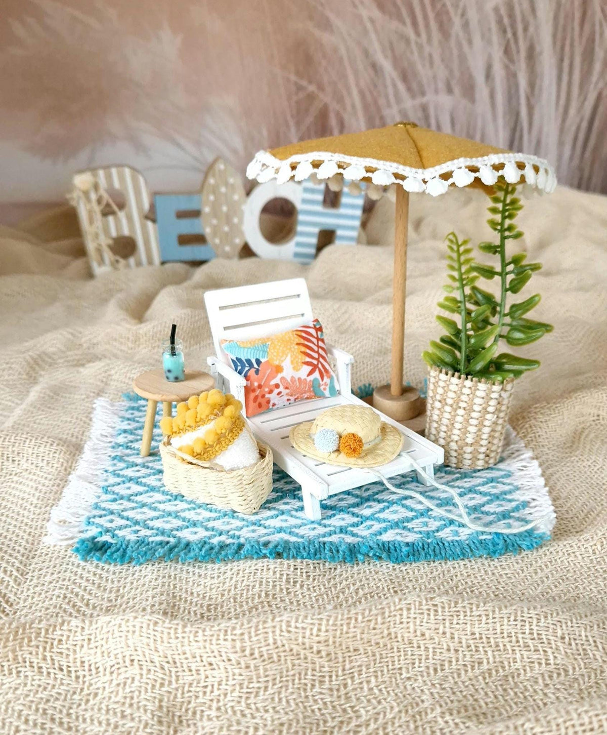 Miniature Beach Lounge Set, 1:12 Scale, handmade – photo 2
