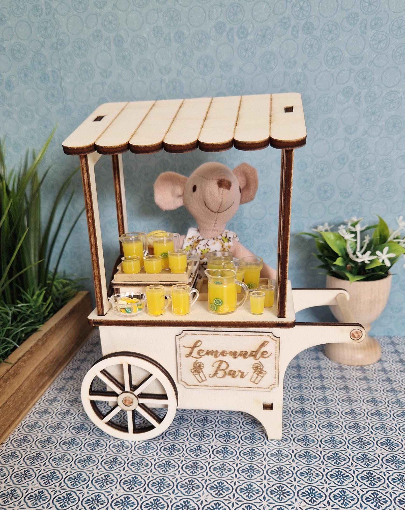 DIY-Minimarktwagen auf Rollen – Limonaden- und Blumenstand und mehr