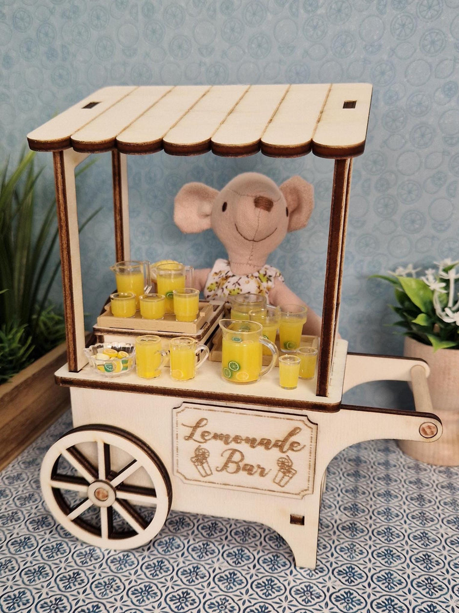 DIY-Minimarktwagen auf Rollen – Limonaden- und Blumenstand und mehr