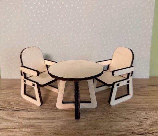 DIY Japandi Mini-Essgruppe – Minimalistische Holzmöbel für Maileg & Puppen