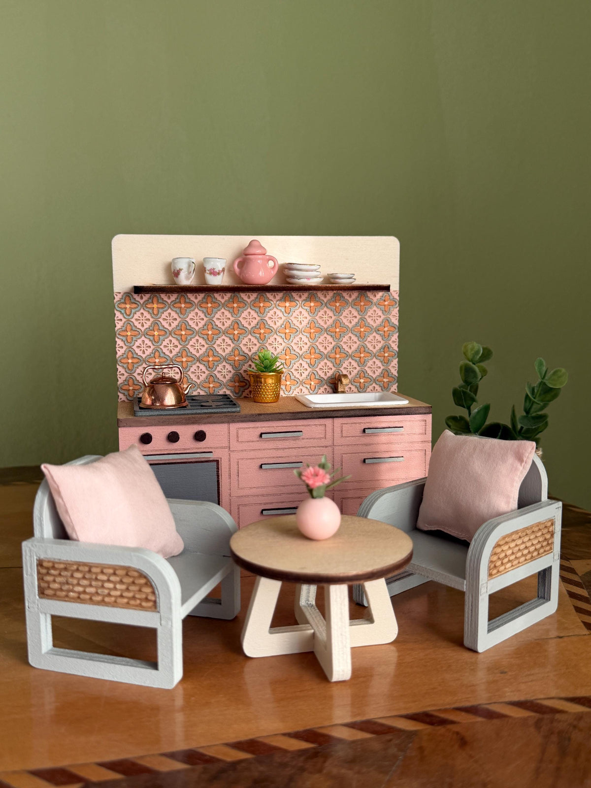 Miniature Kitchen with Hand-Painted Backsplash – Pink, handmade 1:12 miniature – photo 7