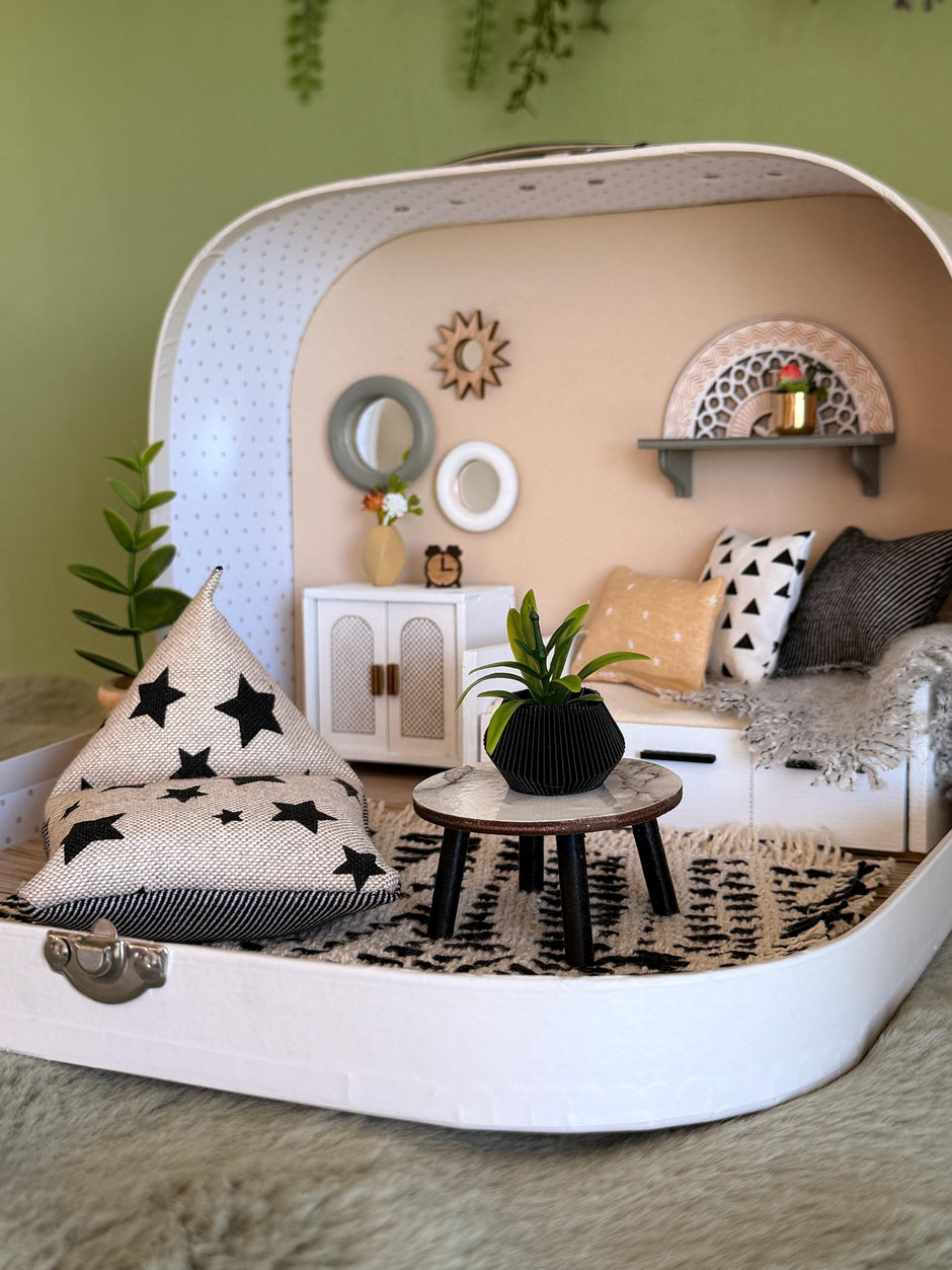 Scandinavian House – Puppenhaus im kleinen Koffer – Foto 4