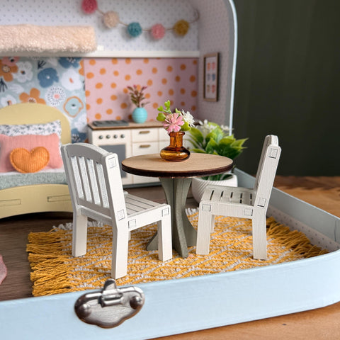 Happy Nest – Mittelgroßes Koffer-Puppenhaus – Foto 2
