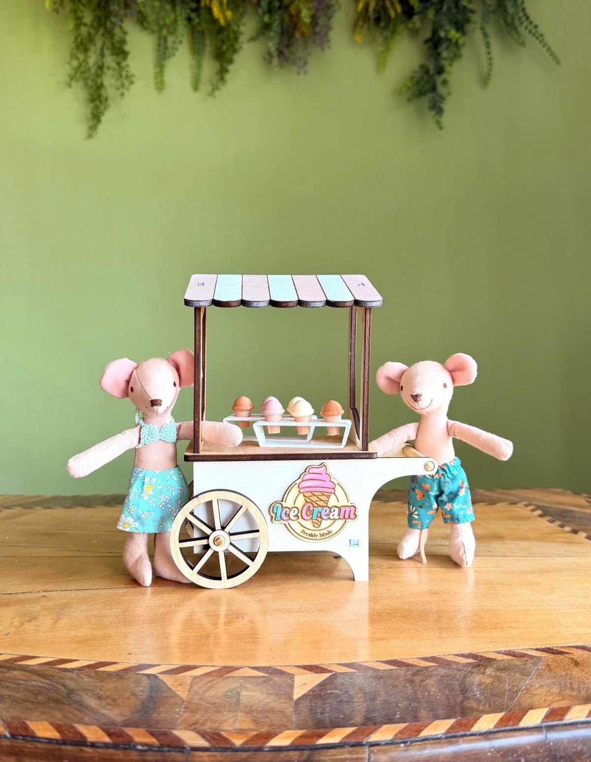 Miniature Ice Cream Cart, handmade 1:12 miniature – photo 2